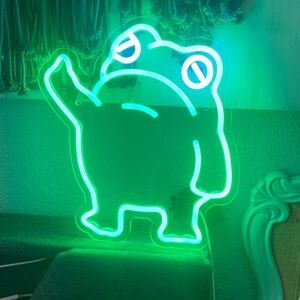 Frog LED light